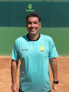 ROBERTO CARVALHO